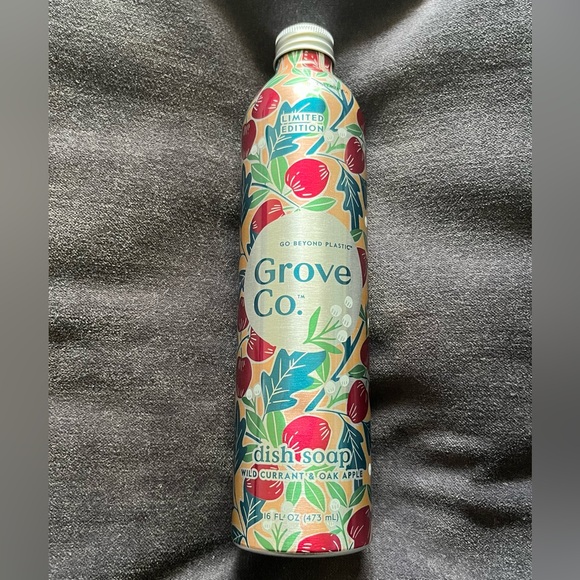 NEW Dish Soap - Wild Currant and Oak Apple scent - Grove Co. - Picture 1 of 3